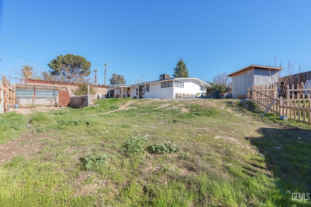 view of yard with fence