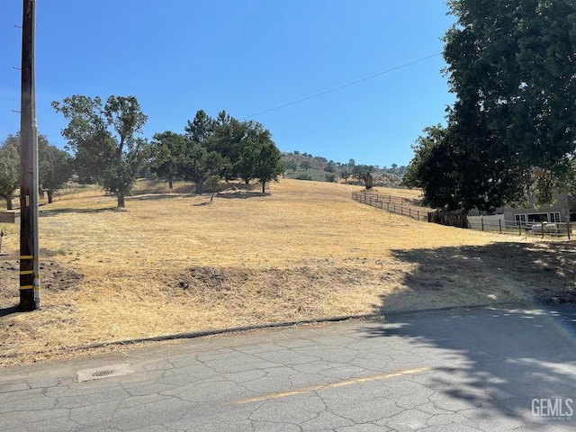28420 Delaware, Tehachapi, CA 93561 - photo 2
