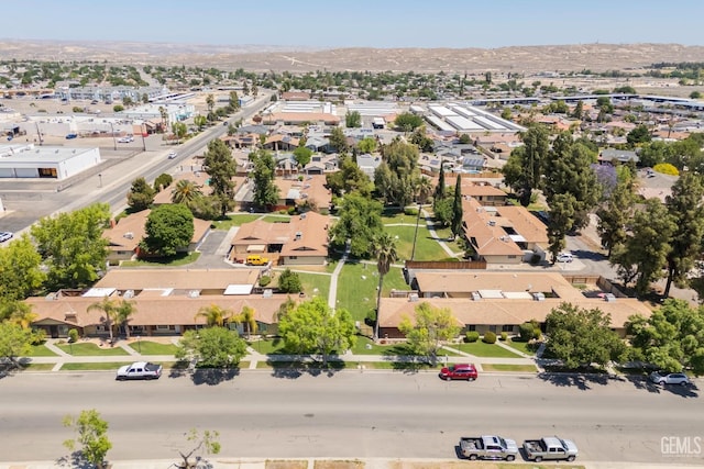 914 4th St, Taft, CA 93268 - aerial perspective of suburban area