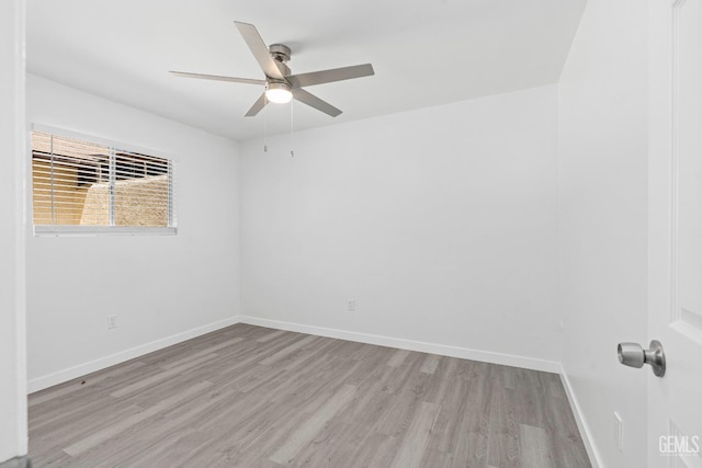914 4th St, Taft, CA 93268 - empty room with wood finished floors, a ceiling fan, and baseboards