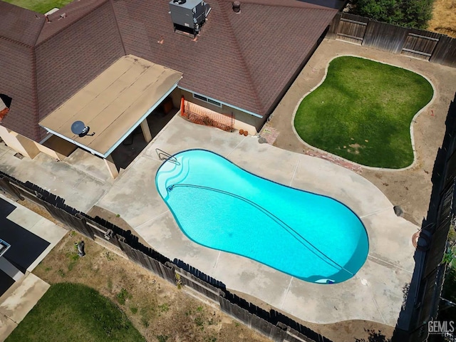 3717 Basin Ave, Bakersfield, CA 93309 - view of pool featuring a patio and a fenced backyard