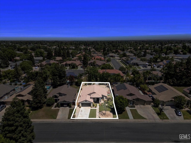 11808 Wethersfield St, Bakersfield, CA 93312 - aerial view of property's location featuring property boundaries highlighted and nearby suburban area