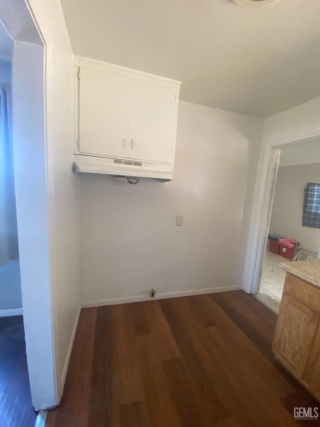 1312 Tate St, Bakersfield, CA 93306 - photo 9