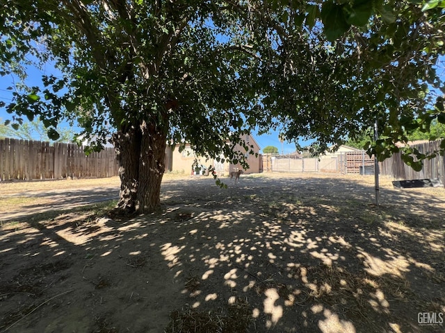 105 Polk St, Taft, CA 93268 - photo 28