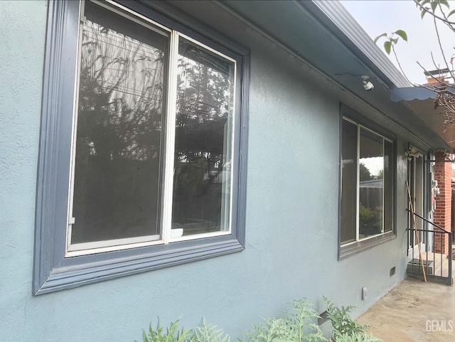 820 Park St, Lodi, CA 95240 - view of side of home with stucco siding
