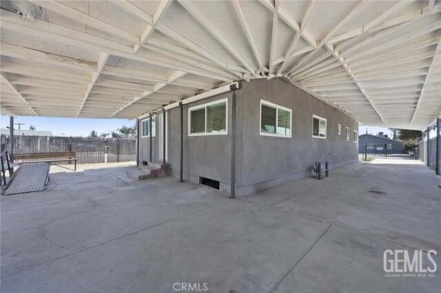 301 Kincaid St, Bakersfield, CA 93307 - view of patio