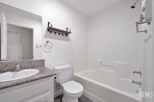 313 Mission St, Mc Farland, CA 93250 - full bathroom featuring toilet, vanity, and bathtub / shower combination