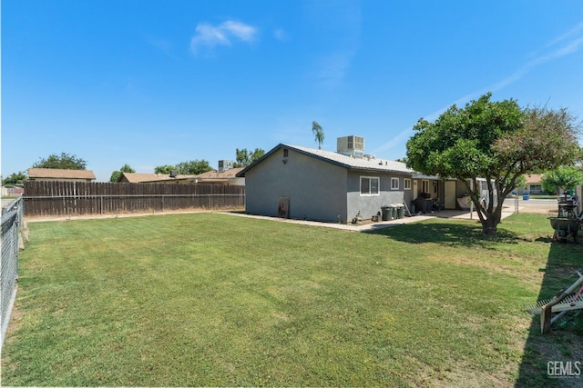 262 Olson Ave, Shafter, CA 93263 - view of fenced backyard