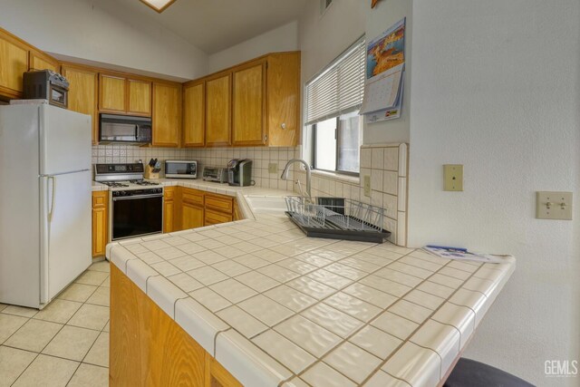 6320 Quaking Aspen St, Bakersfield, CA 93313 - photo 11