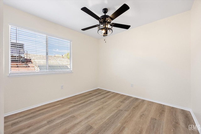 6209 Ambergrove St, Bakersfield, CA 93313 - spare room featuring light wood finished floors and ceiling fan