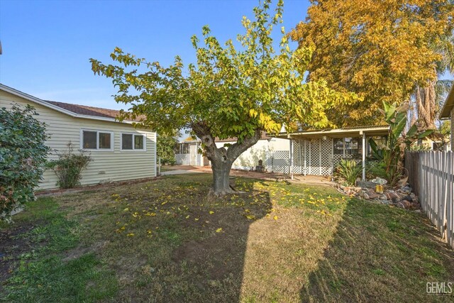 13754 Rosedale Hwy, Bakersfield, CA 93314 - view of yard