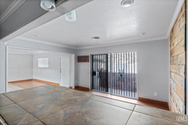 foyer featuring ornamental molding