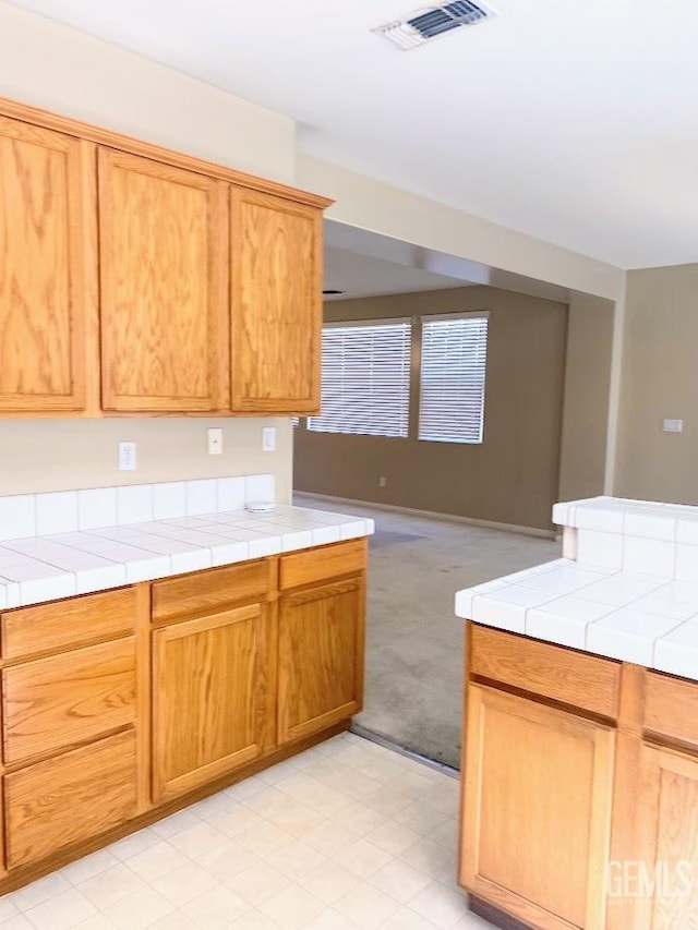 6622 Rimridge Way, Bakersfield, CA 93313 - kitchen featuring light colored carpet