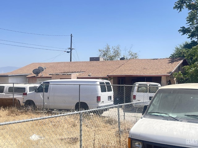 1105 Vansite St, Bakersfield, CA 93307 - view of front facade