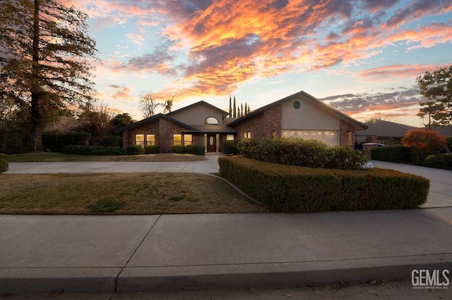 view of front of house featuring a garage