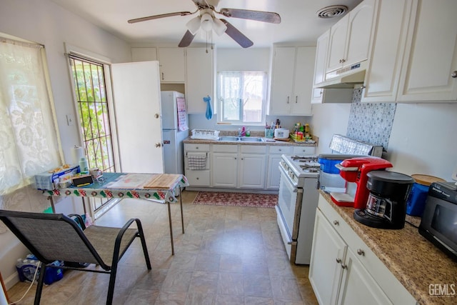 3413 Mesa Dr, Bakersfield, CA 93306 - photo 9