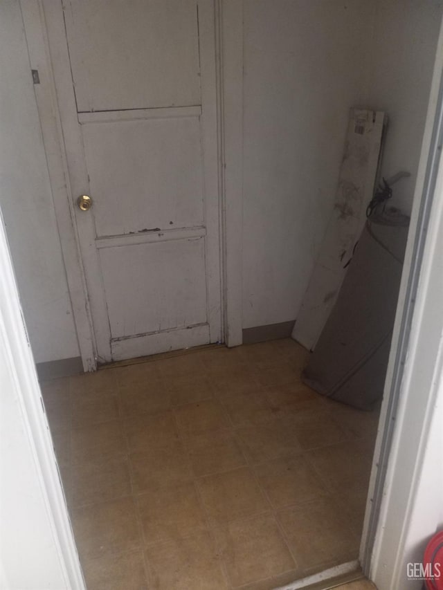117 Harris Dr, Bakersfield, CA 93308 - photo 7