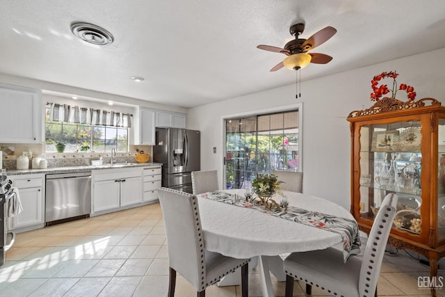 1012 Caroline Ct, Bakersfield, CA 93307 - photo 13