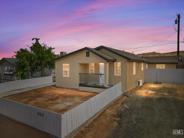 303 F St, Taft, CA 93268 - photo 1