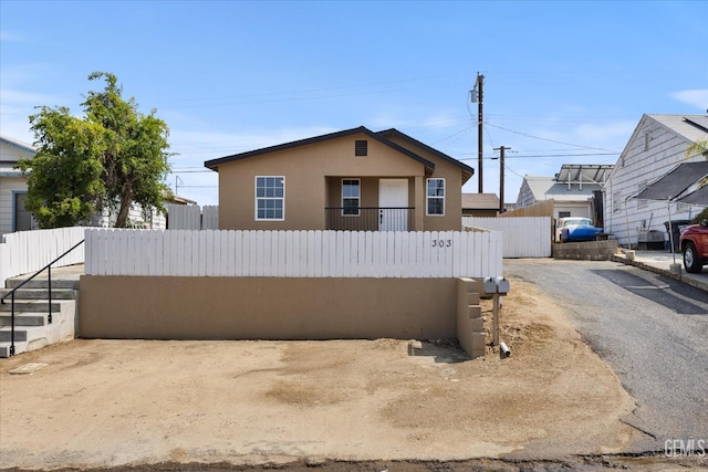 303 F St, Taft, CA 93268 - photo 5