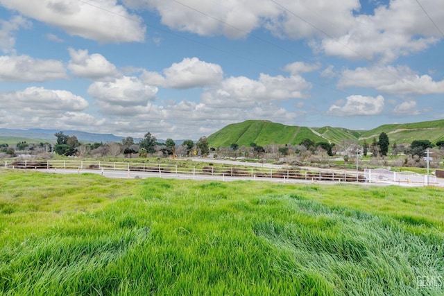 2 Rio Mesa Dr, Bakersfield, CA 93308 - photo 9