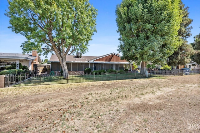 6309 Desert Hills Ave, Bakersfield, CA 93309 - view of fenced backyard