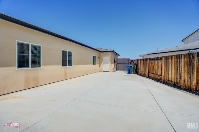 802 Barre Ct, Bakersfield, CA 93314 - fenced backyard with a patio area