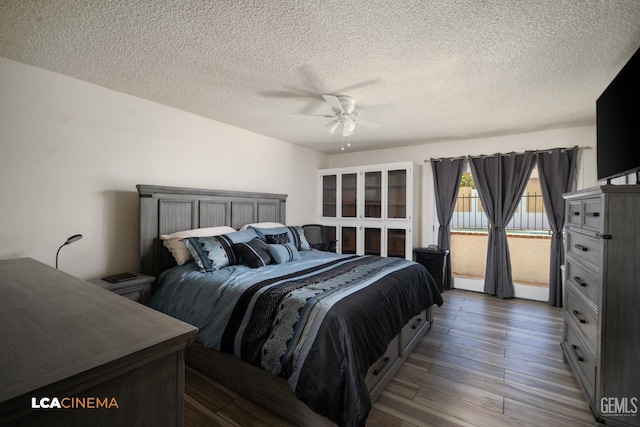 1109 Bell Ave, Taft, CA 93268 - bedroom with wood finished floors, a textured ceiling, access to outside, and a ceiling fan
