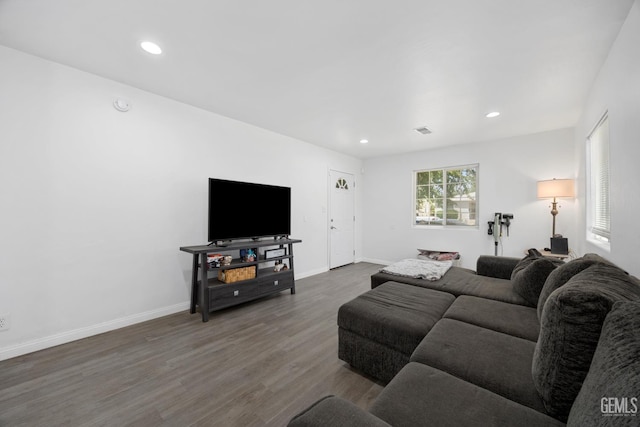 315 Cypress St, Bakersfield, CA 93304 - photo 9