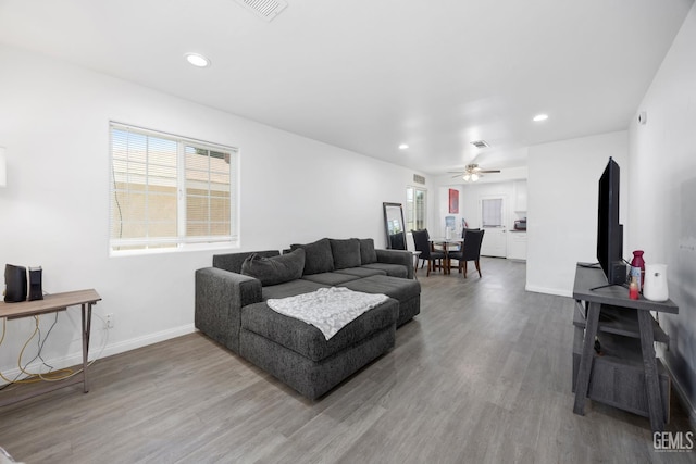 315 Cypress St, Bakersfield, CA 93304 - photo 6