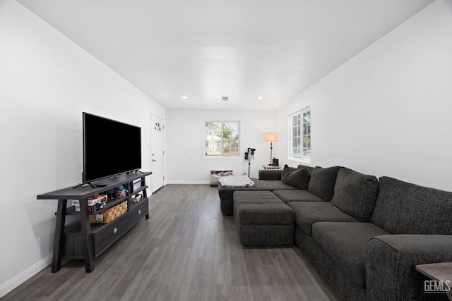 315 Cypress St, Bakersfield, CA 93304 - photo 8