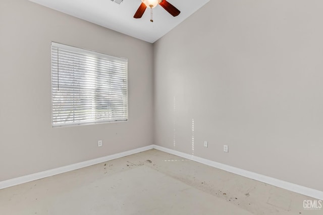 empty room with ceiling fan