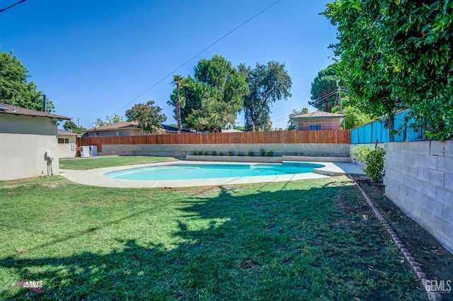 1825 Camino Primavera, Bakersfield, CA 93306 - view of swimming pool featuring a fenced backyard