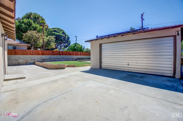 1825 Camino Primavera, Bakersfield, CA 93306 - view of detached garage