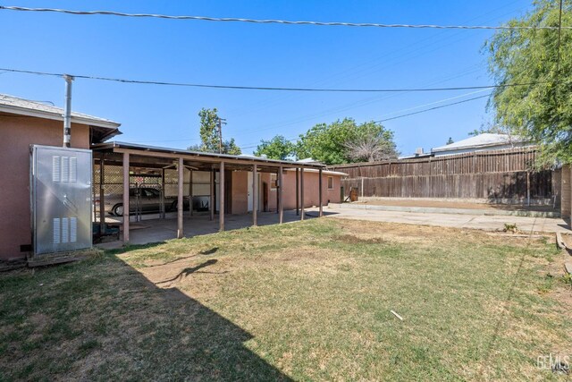 1805 Morgan Ln, Bakersfield, CA 93306 - view of yard