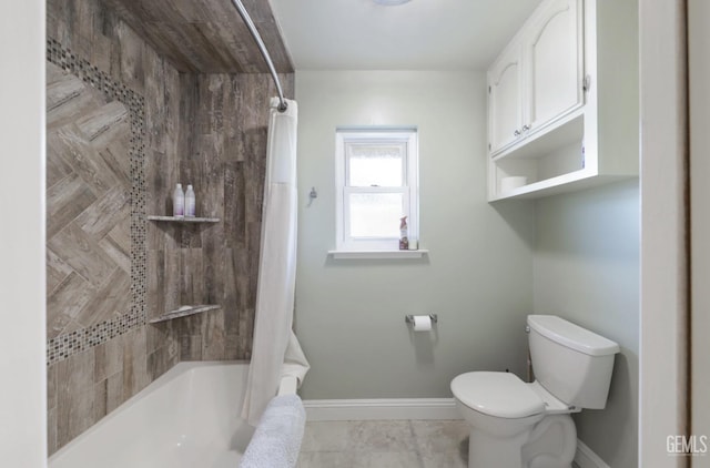 full bath featuring toilet, shower / tub combo, and baseboards