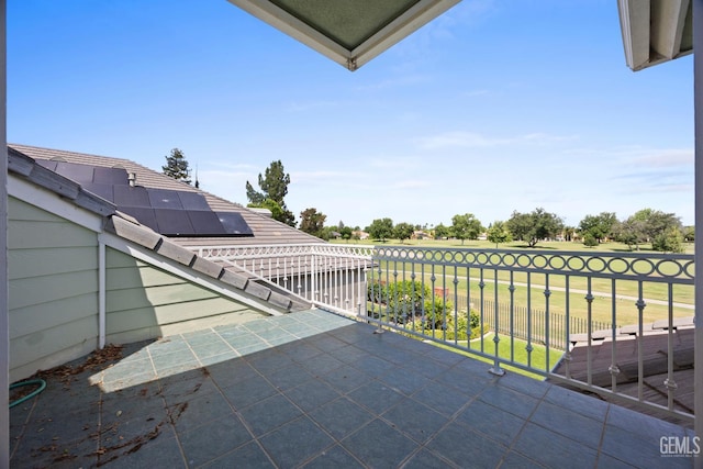 1904 Wedgemont Pl, Bakersfield, CA 93311 - view of patio with a balcony