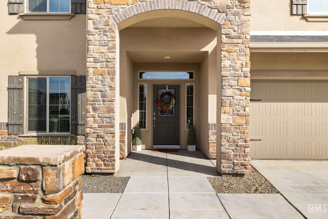 property entrance featuring a garage