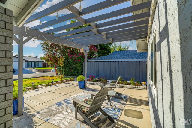 404 Mckinley St, Taft, CA 93268 - view of patio / terrace featuring a pergola