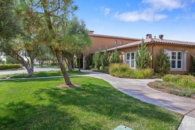 9700 Kingsport Pl, Bakersfield, CA 93306 - view of community featuring a lawn
