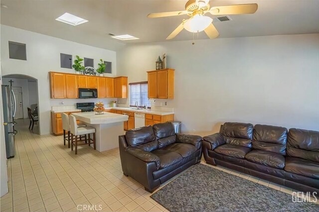 10606 Anacostia Way, Bakersfield, CA 93311 - photo 10