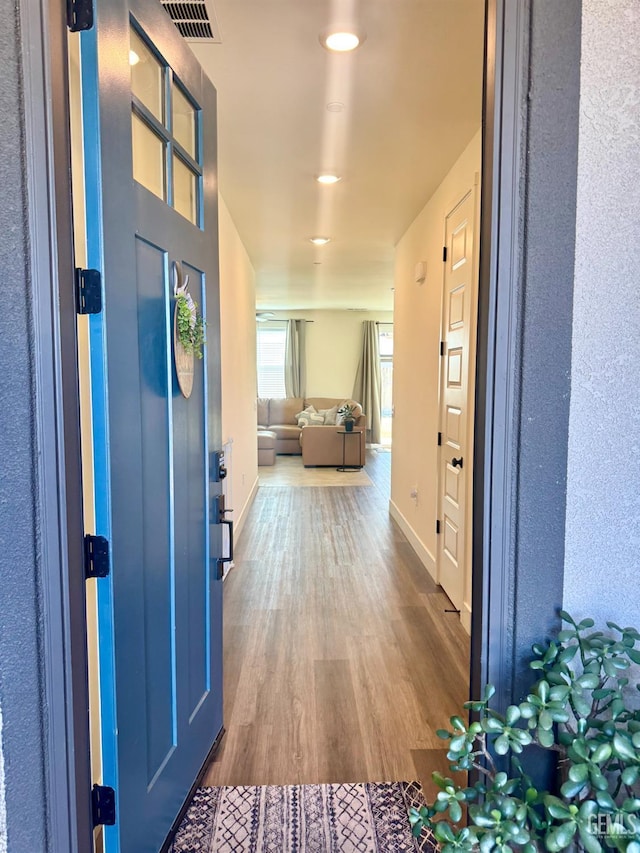 6722 Glacier Bay St, Bakersfield, CA 93313 - foyer with wood finished floors and baseboards