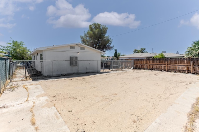 217 S American St, Ridgecrest, CA 93555 - photo 3