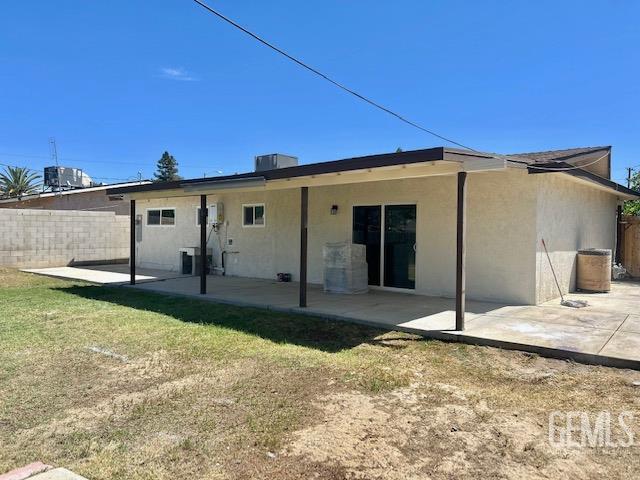 4871 Birdie Ln, Bakersfield, CA 93308 - photo 21