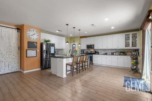 6615 Virden Dr, Bakersfield, CA 93313 - photo 6