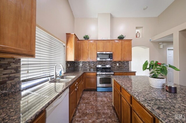 4918 Barley Ct, Bakersfield, CA 93313 - photo 11