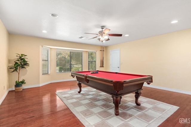 playroom featuring ceiling fan, billiards, and wood-type flooring