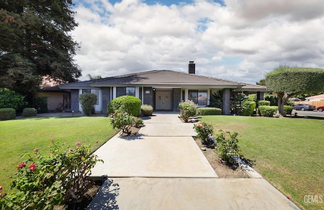 8900 Bridlewood Ln, Bakersfield, CA 93311 - photo 1