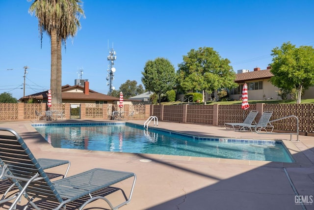2848 Summit Cir, Bakersfield, CA 93306 - community pool featuring a patio area