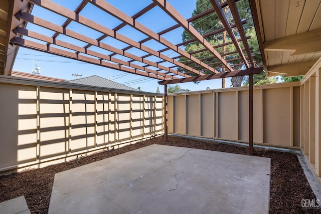 2848 Summit Cir, Bakersfield, CA 93306 - view of patio with a pergola